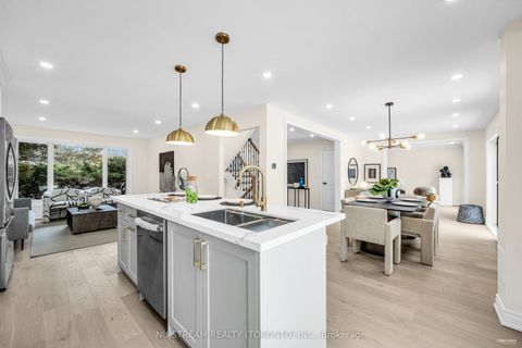 9 Liebeck Crescent Markham ON L3R 1Y4