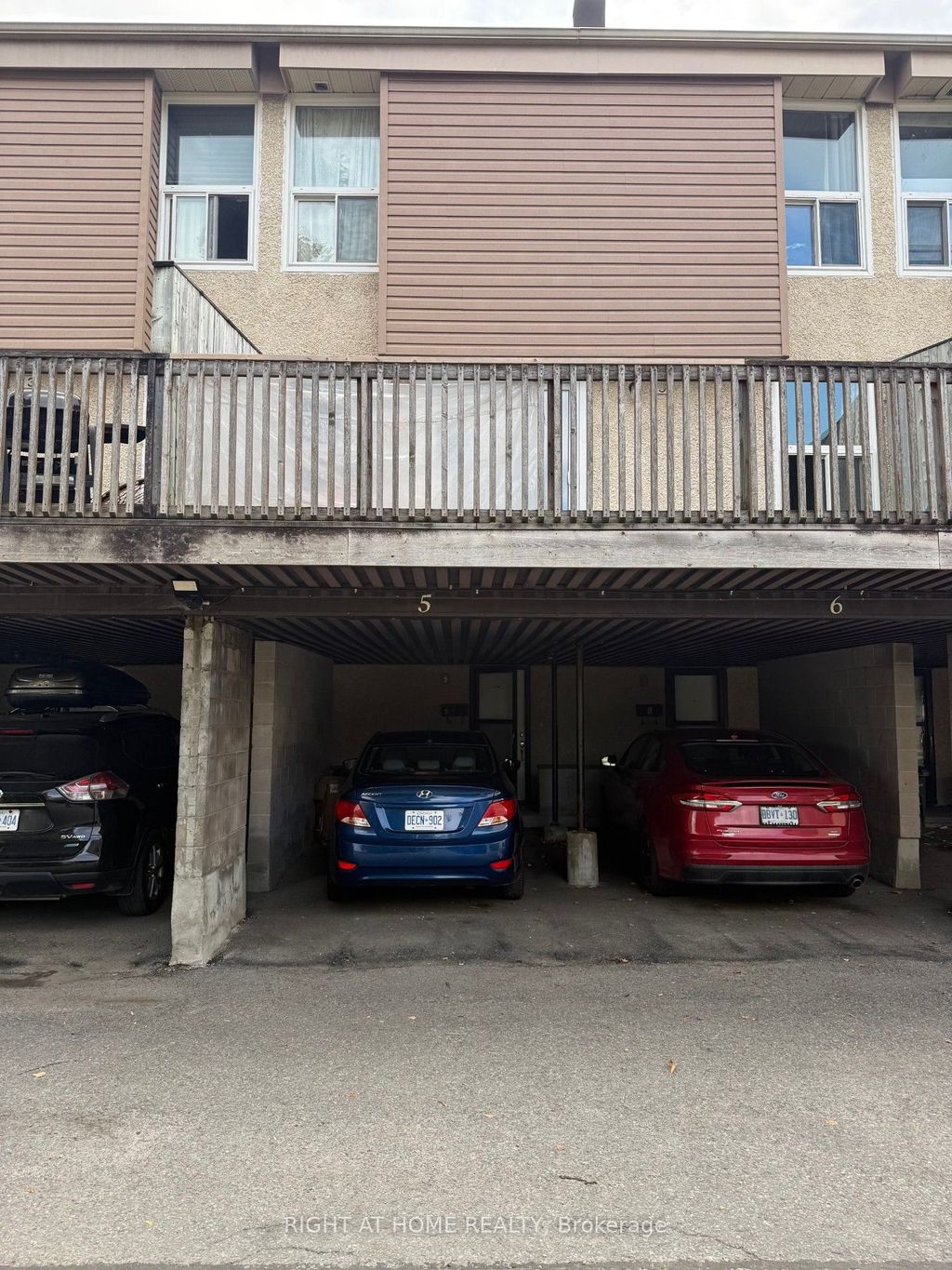 Photo of 3415 Uplands Drive #5, Hunt Club - Windsor Park Village and Area, ON K1V 9N3 (MLS # X12438916)