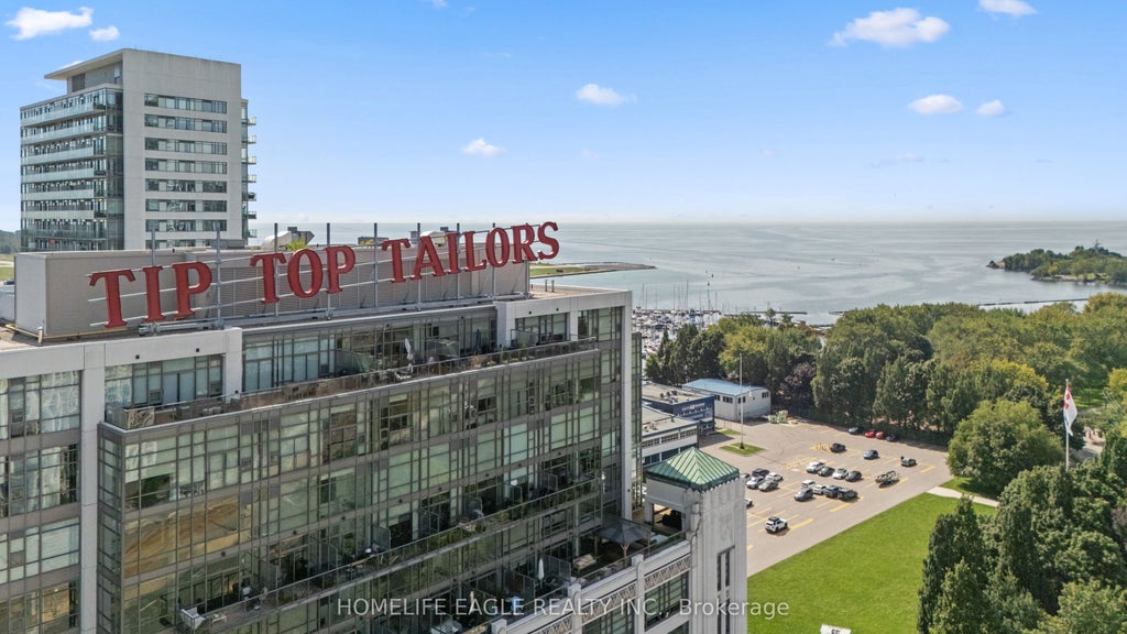 Photo of 637 Lake Shore Boulevard W #805, Toronto, ON M5V 3J6 (MLS # C13761262)