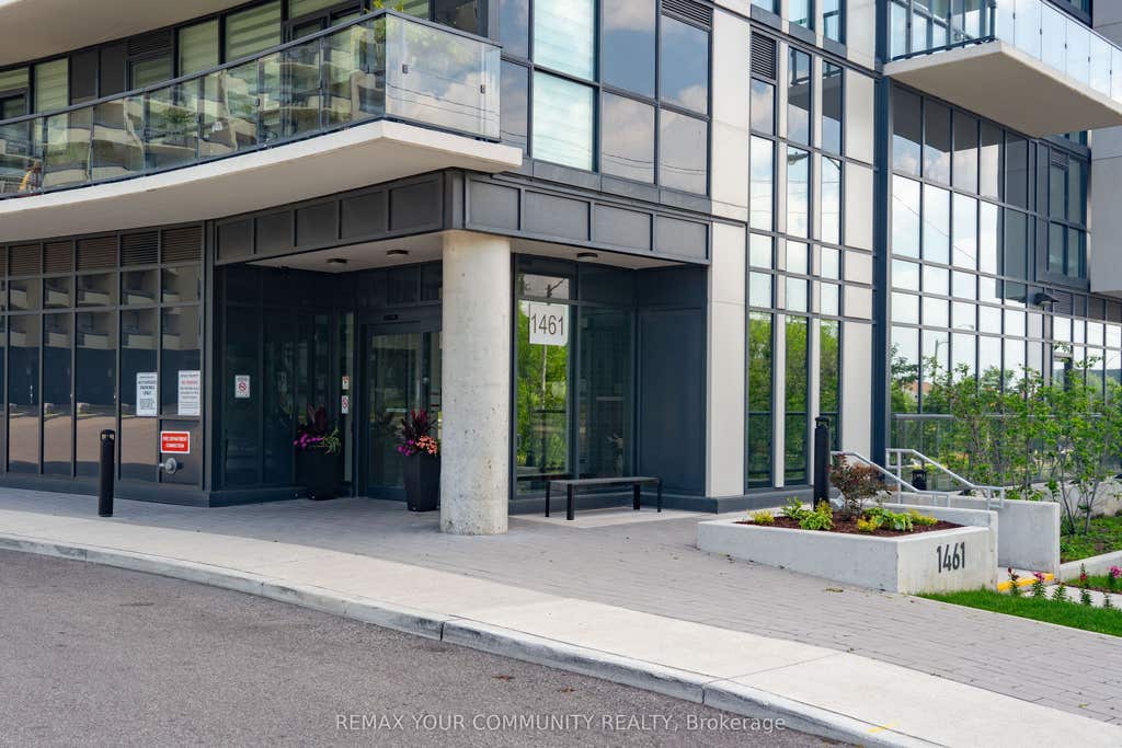 Photo of 1461 Lawrence Avenue #1504, Toronto, ON M6L 0A6 (MLS # W13513530)