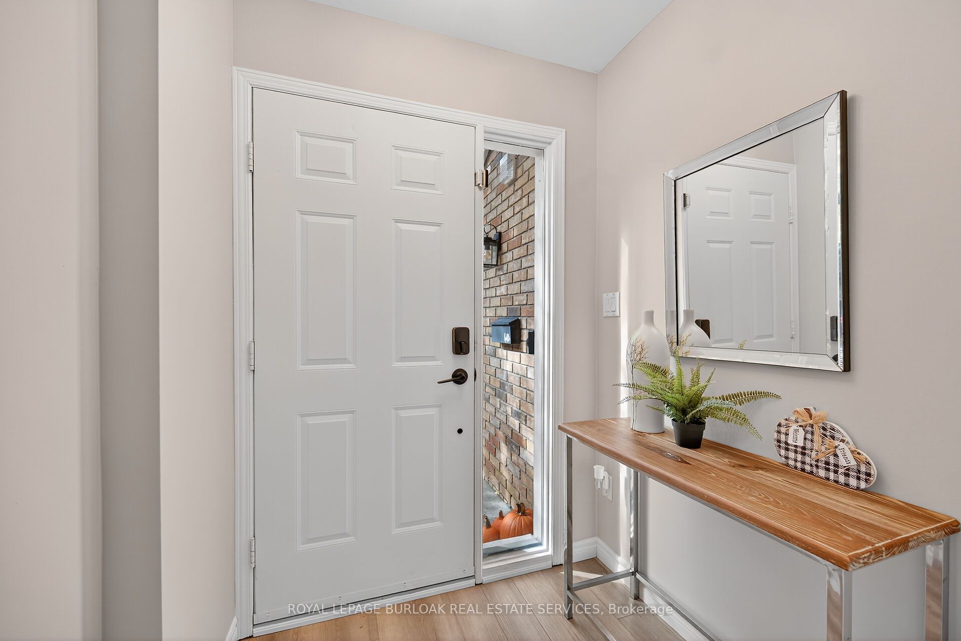 2015 Cleaver Avenue 28