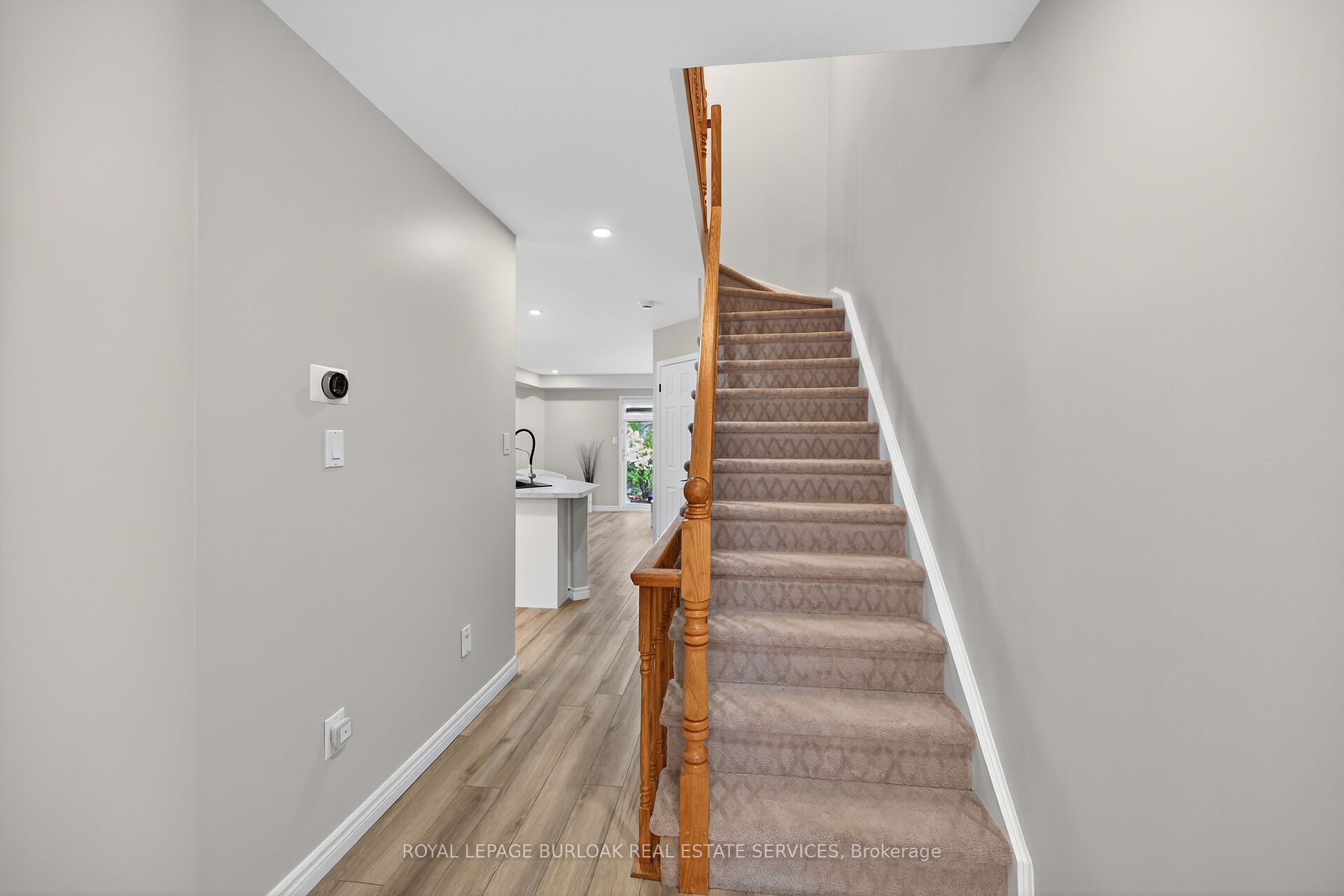 2015 Cleaver Avenue 28