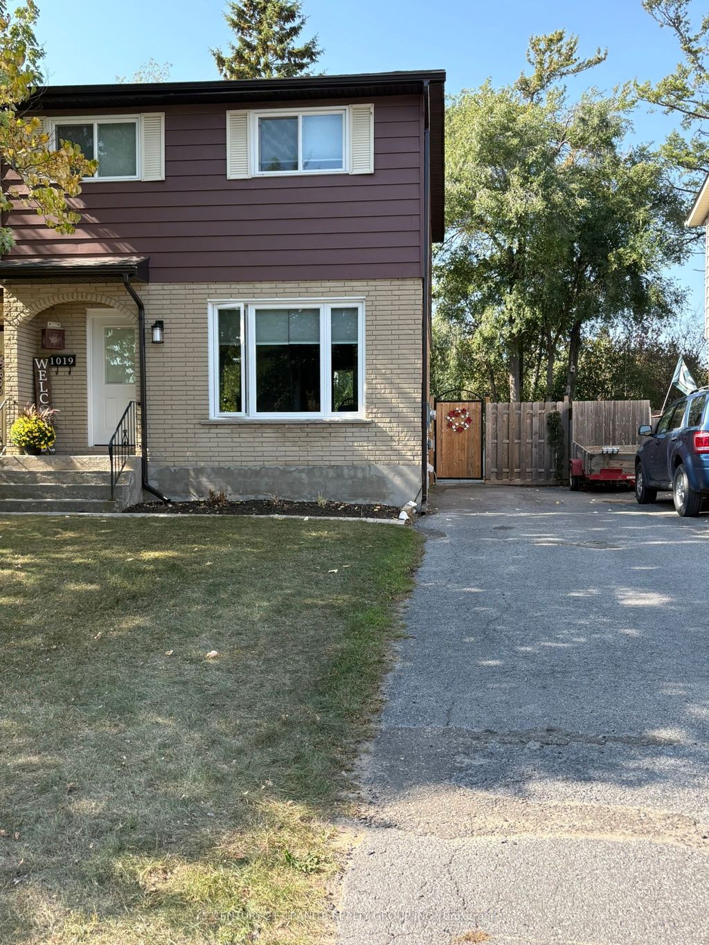 Photo of 1019 Sprucewood Crescent, Kingston, ON K7P 1N1 (MLS # X12446838)
