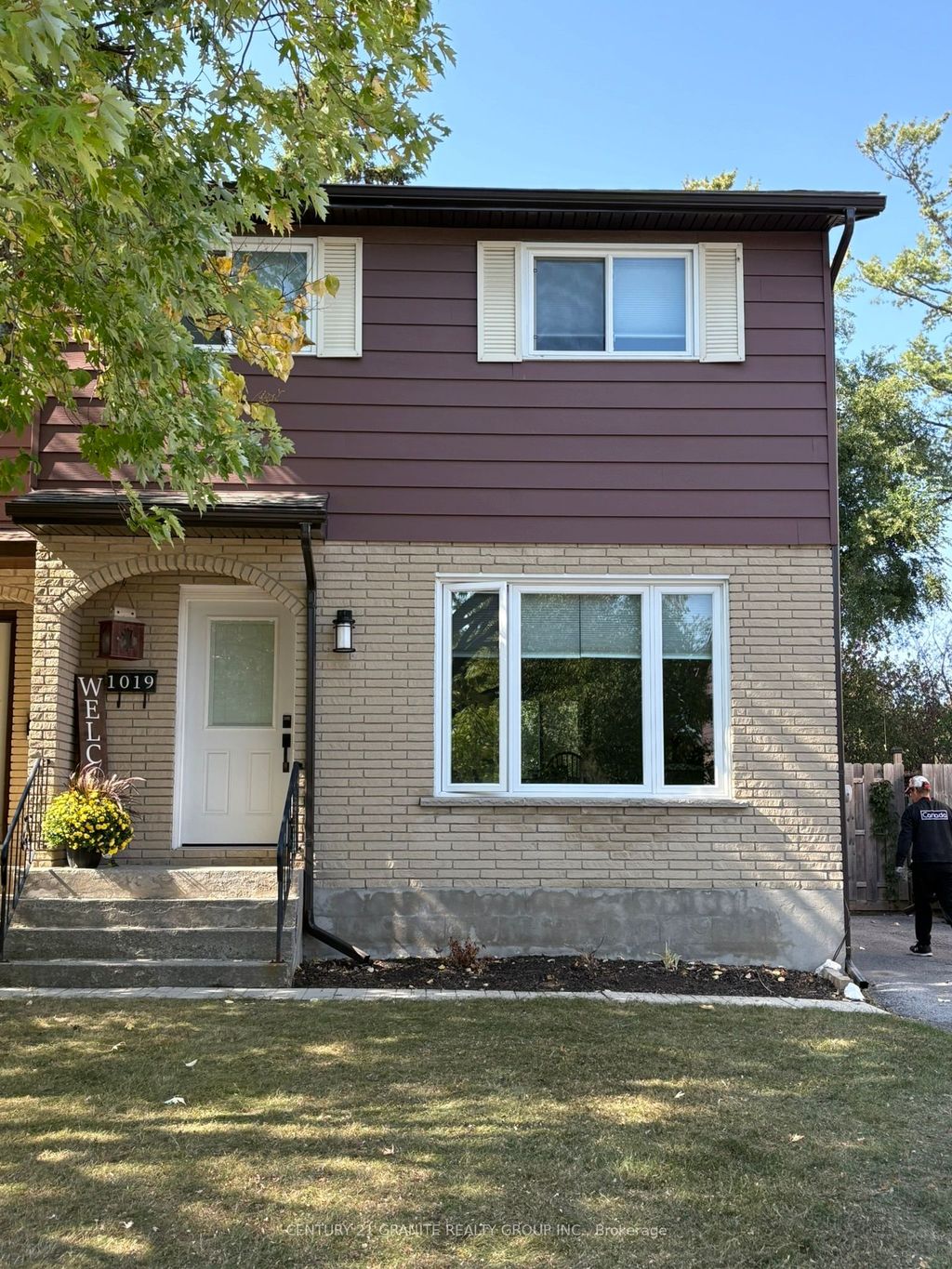 Photo of 1019 Sprucewood Crescent, Kingston, ON K7P 1N1 (MLS # X12446838)