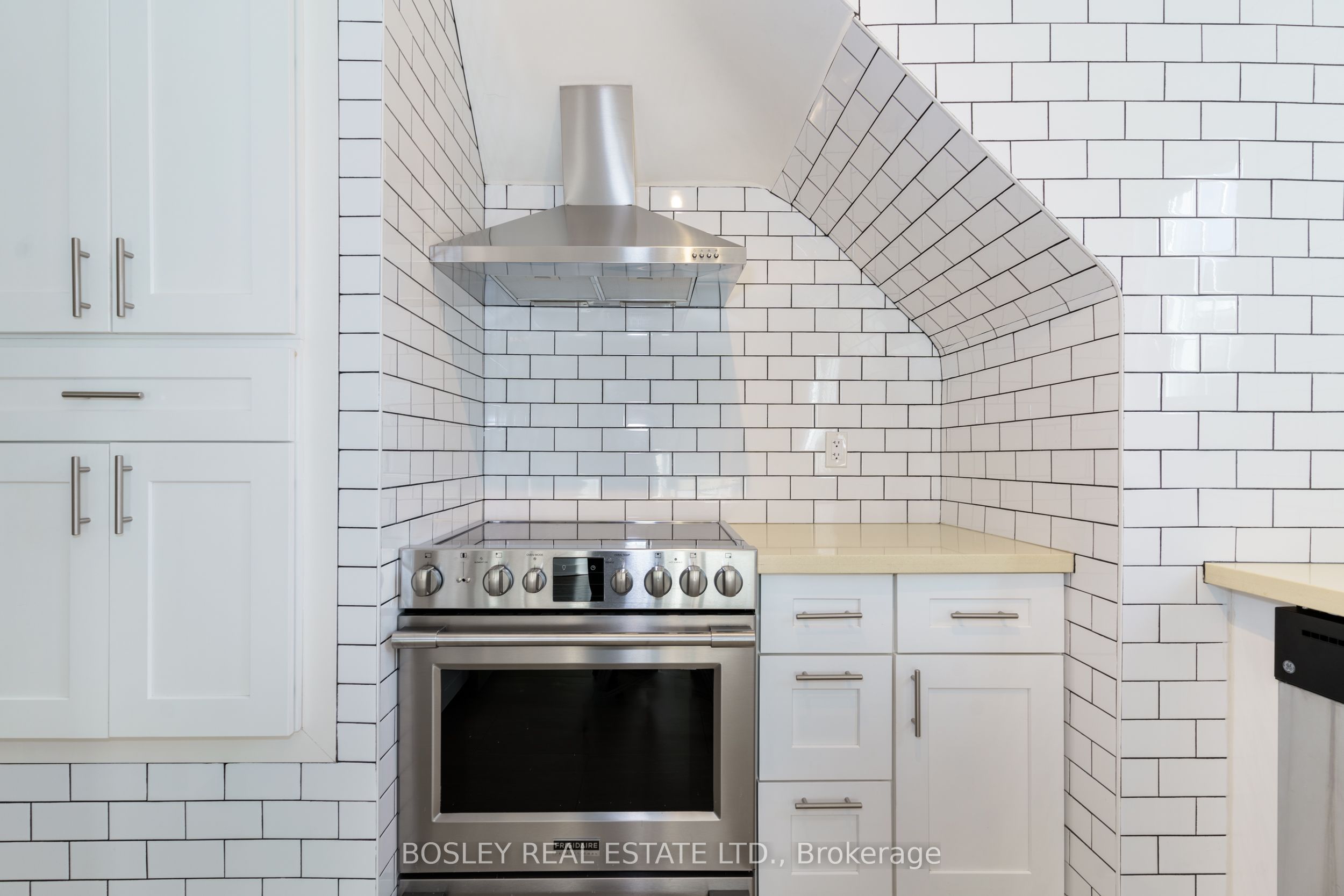308 S Kingsway Road 5