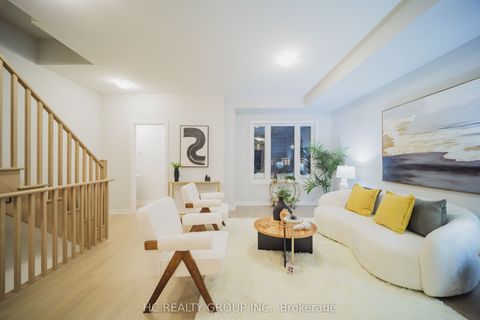 46 York Downs Boulevard Markham ON L6C 3K3