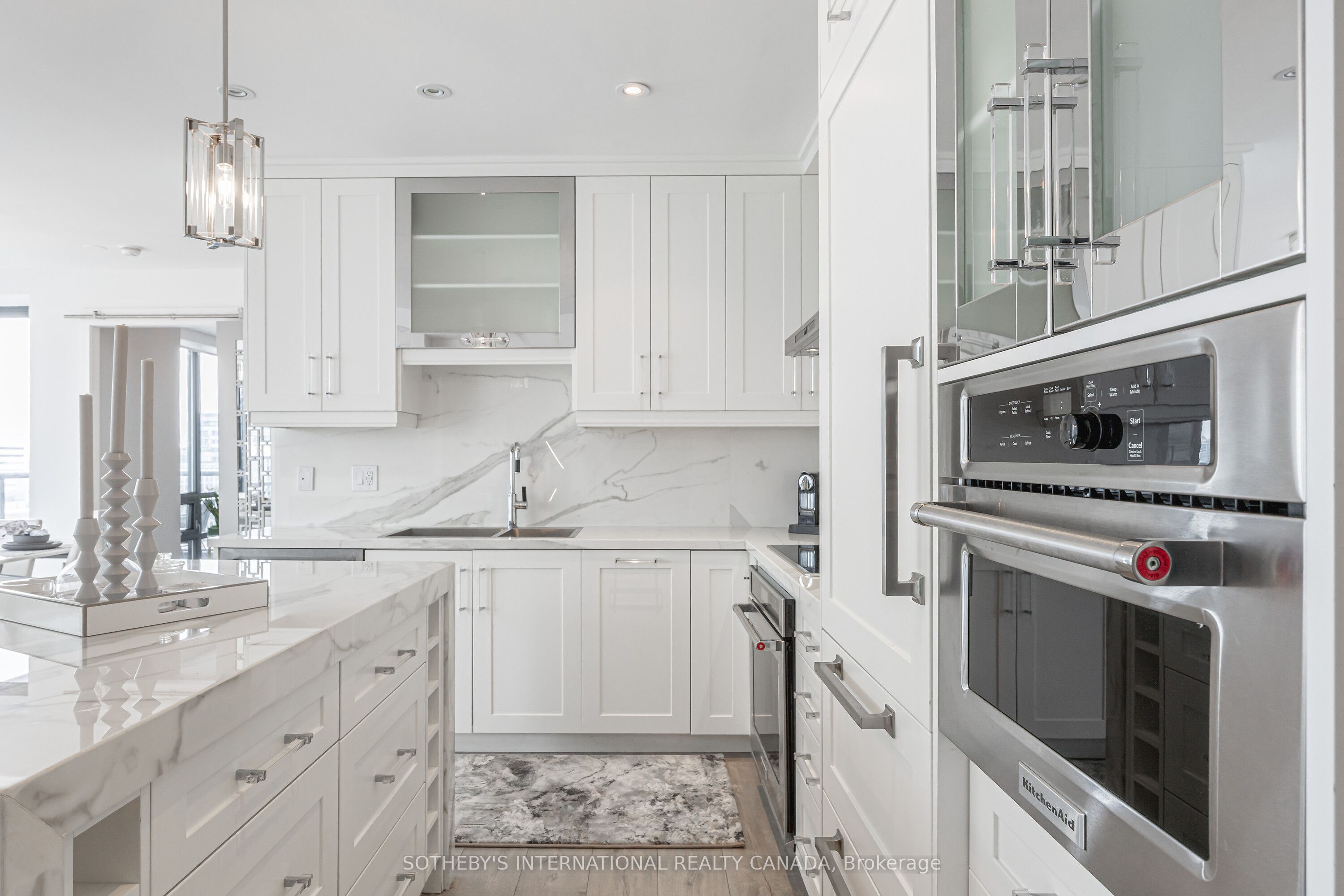 438 King Street W 1901