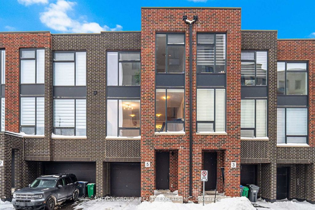 Photo of 5 Taylor Court, Caledon, ON L7E 2R7 (MLS # W12953216)