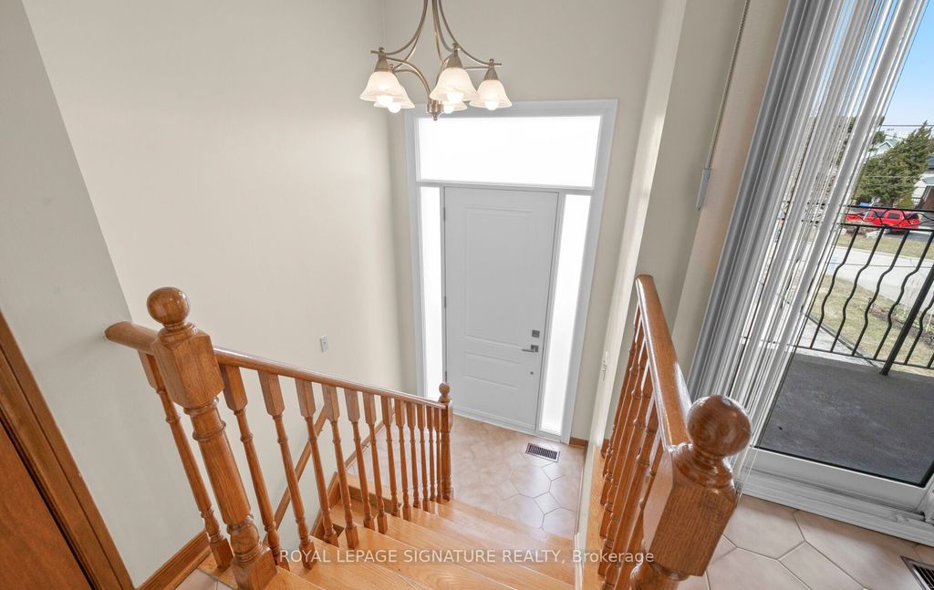 Photo of 5 Acacia Avenue, Toronto, ON M9M 1H6 (MLS # W12923776)