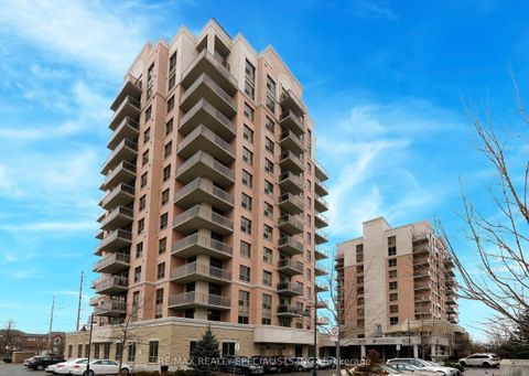 810 Scollard Court 809 Mississauga ON L5V 0A4