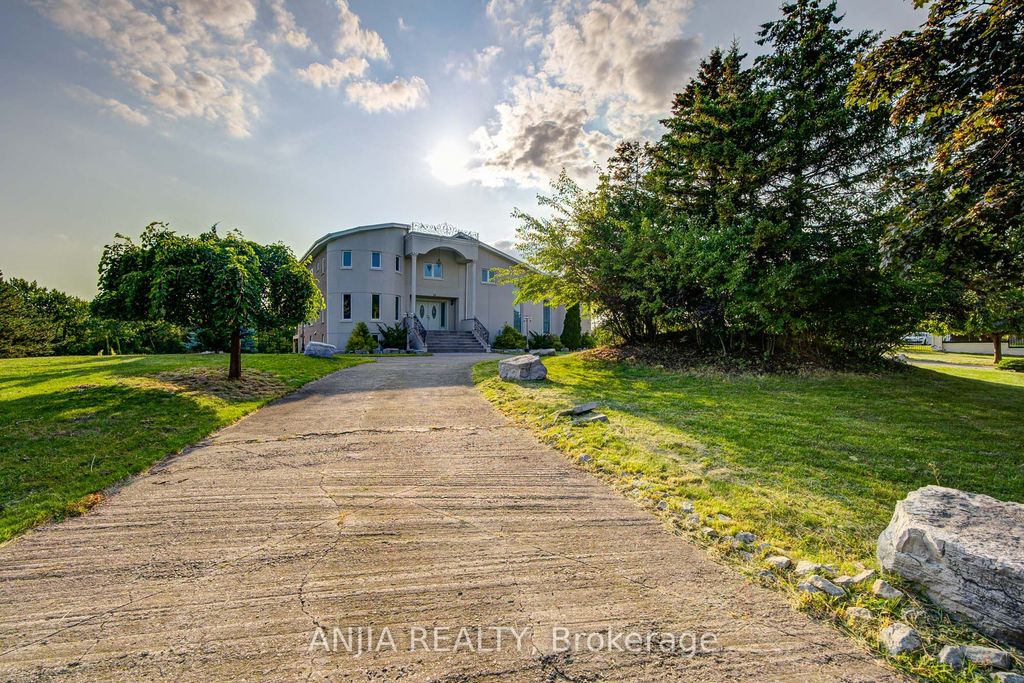 Photo of 44 Bellini Avenue, Brampton, ON L6P 0E2 (MLS # W12655336)