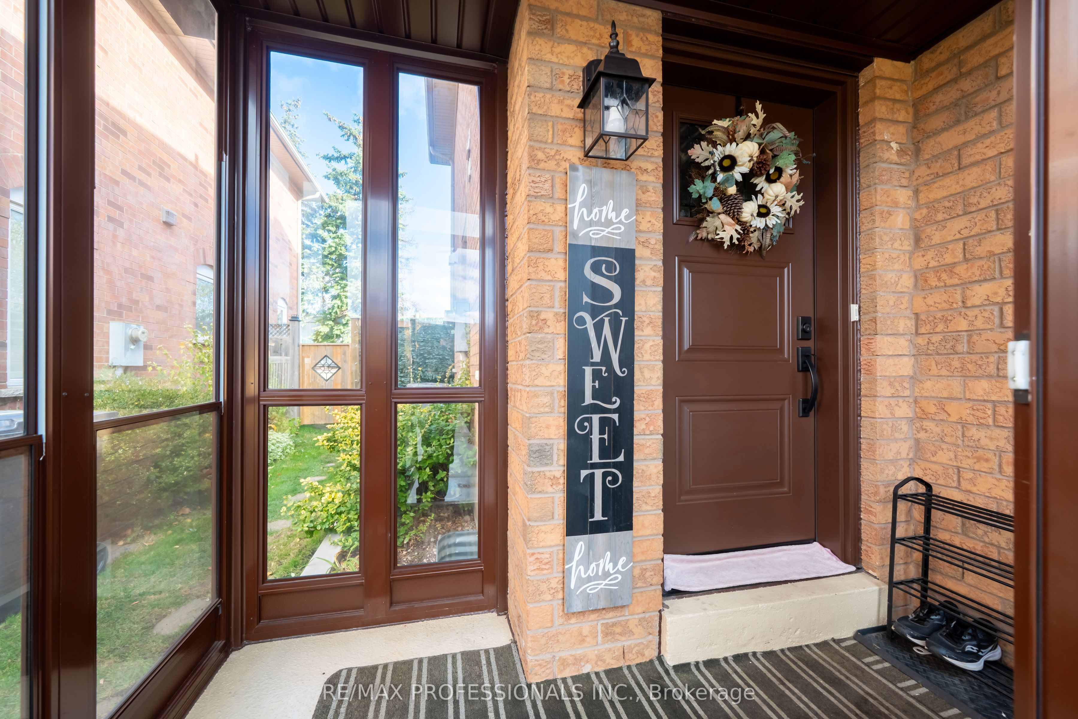 99 Desert Sand Drive