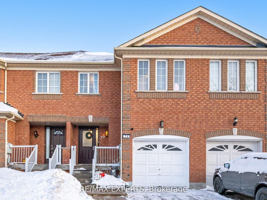 Photo of 70 Twin Pines Crescent, Brampton, ON L7A 1M8 (MLS # W12750848)