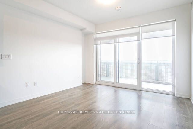 2520 Eglinton Avenue W 1507