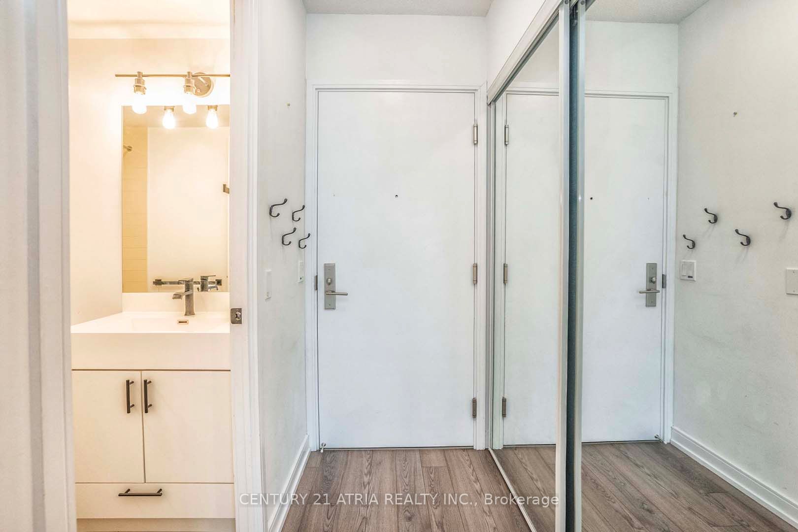 20 Thomas Riley Road 2703