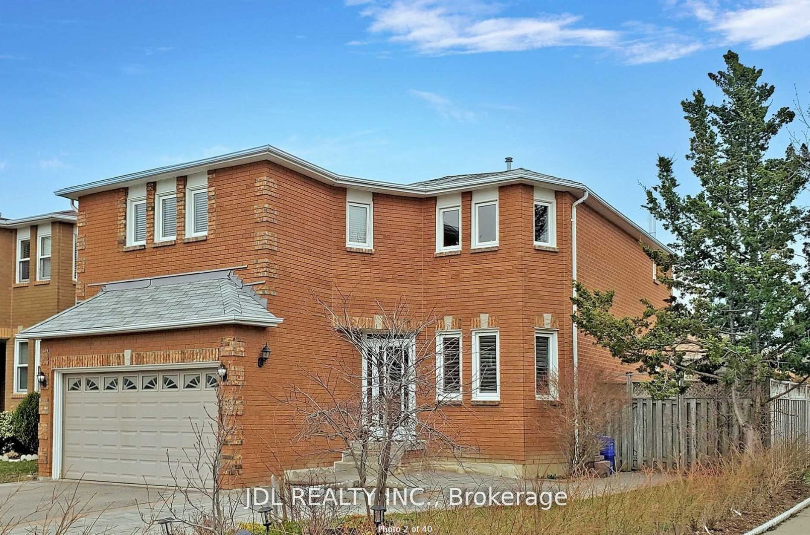 Photo 1 of 7 — 73 Squire Drive Room 1, Richmond Hill, ON L4S 1C7