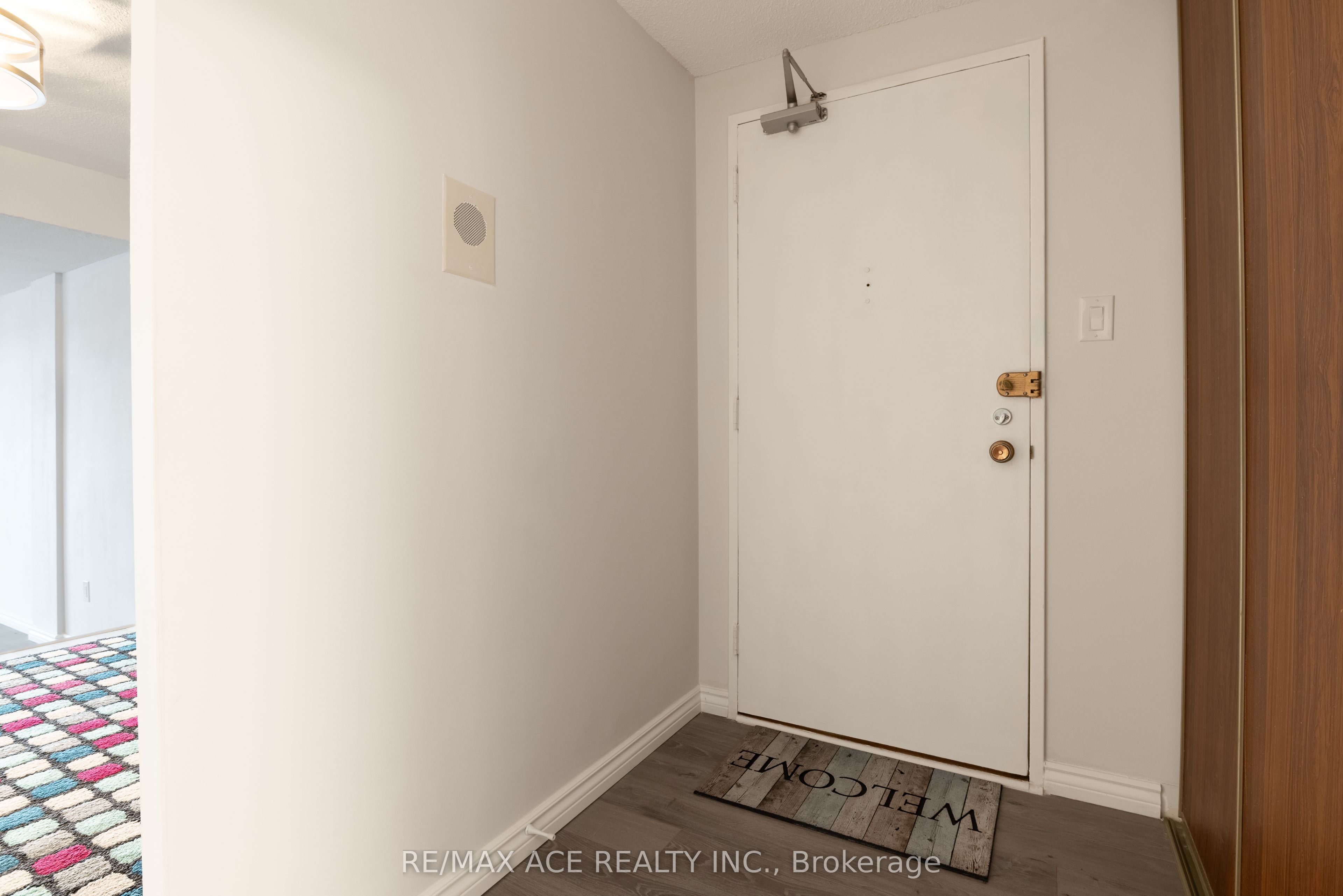 1171 Ambleside Drive 1506