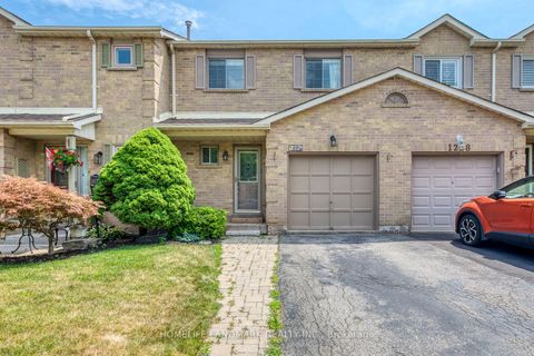 1226 Cottonwood Crescent Oakville ON L6M 2W6