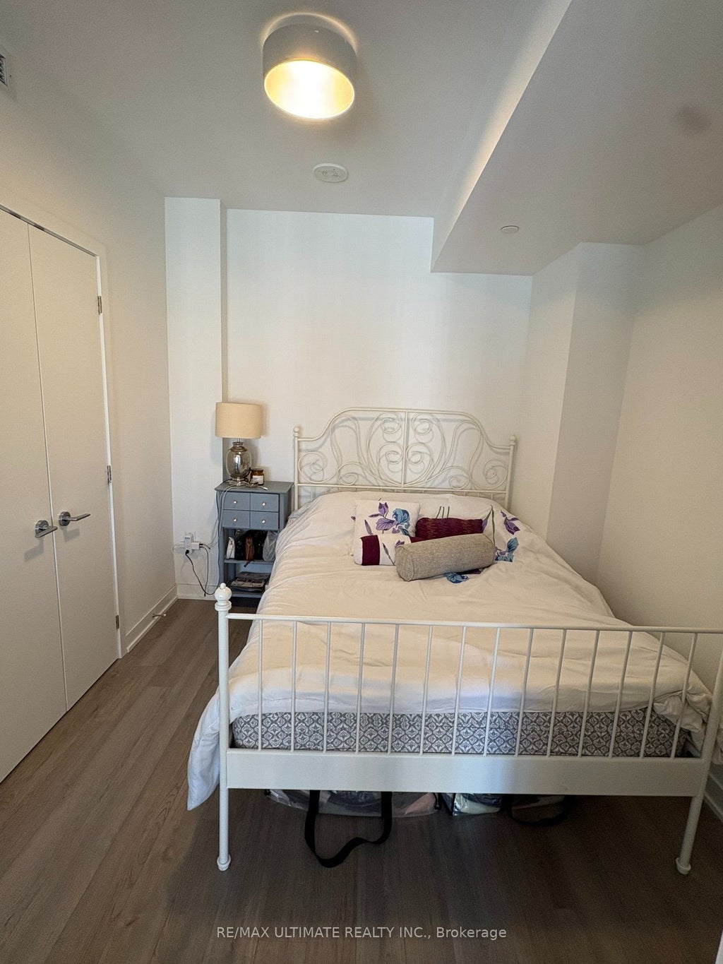 Photo of 357 King Street #1904, Toronto, ON M5V 1K1 (MLS # C13839340)