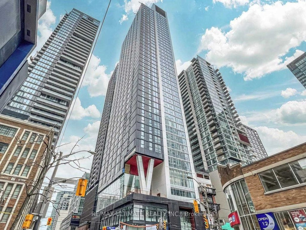 Photo of 357 King Street #1904, Toronto, ON M5V 1K1 (MLS # C13839340)