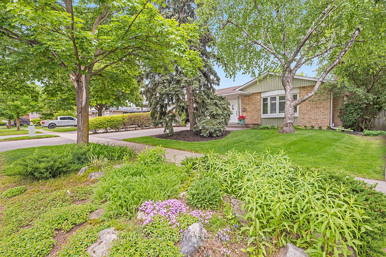 844 Hemlock Drive