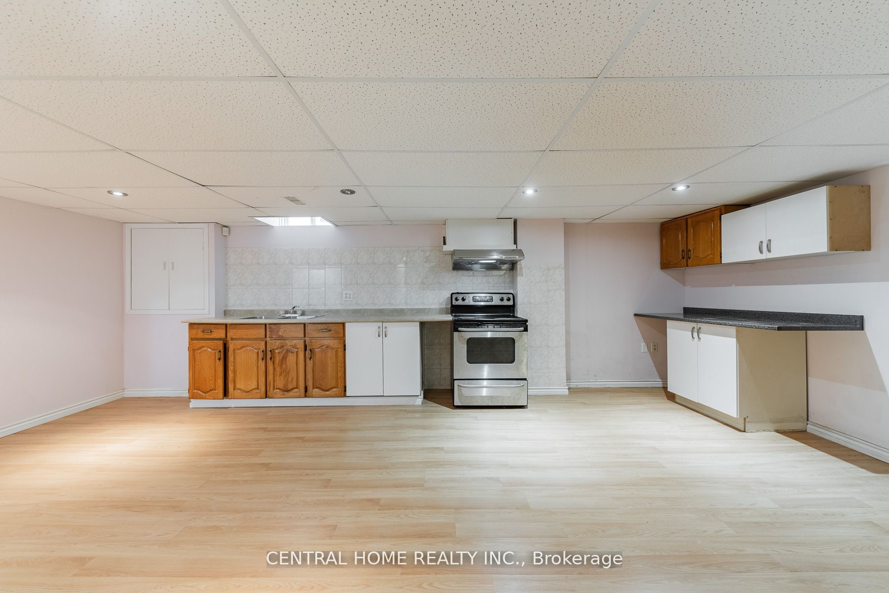 90 Stather Crescent Bsmt