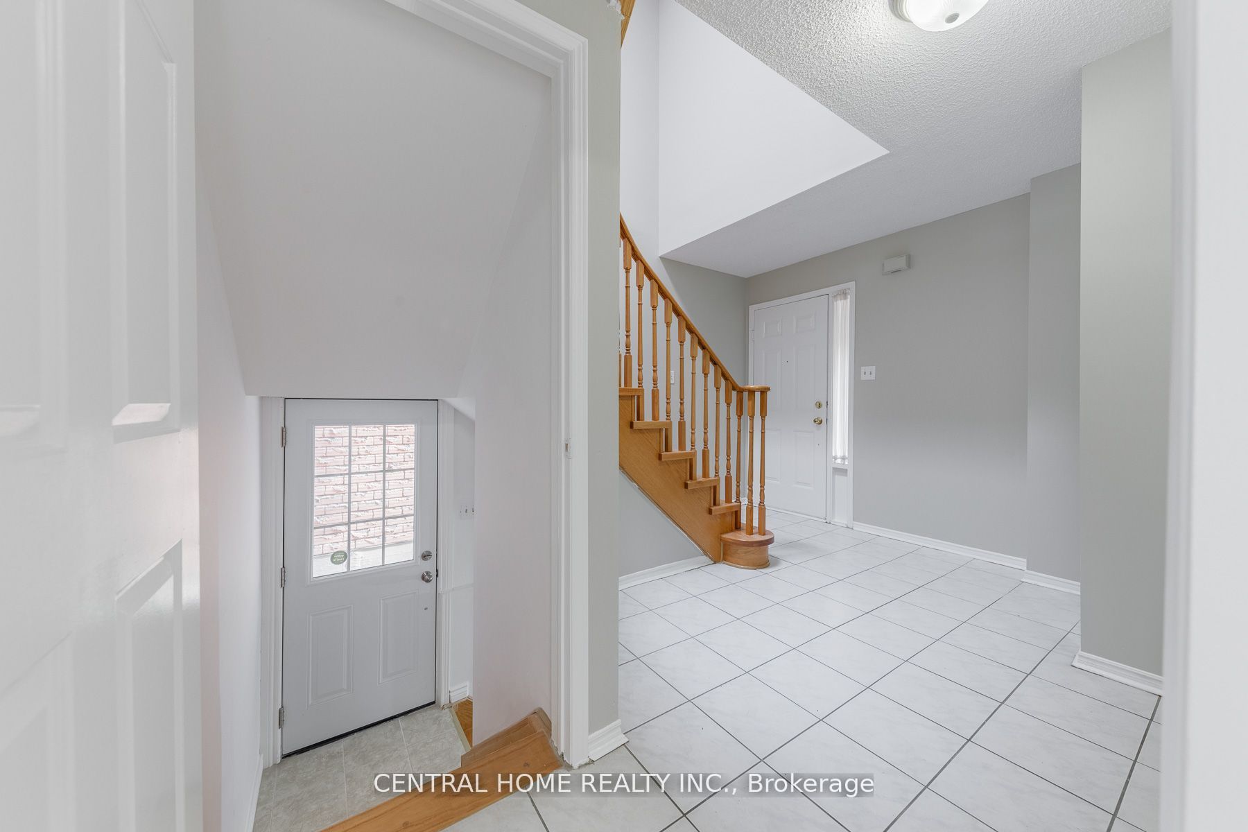 90 Stather Crescent Bsmt