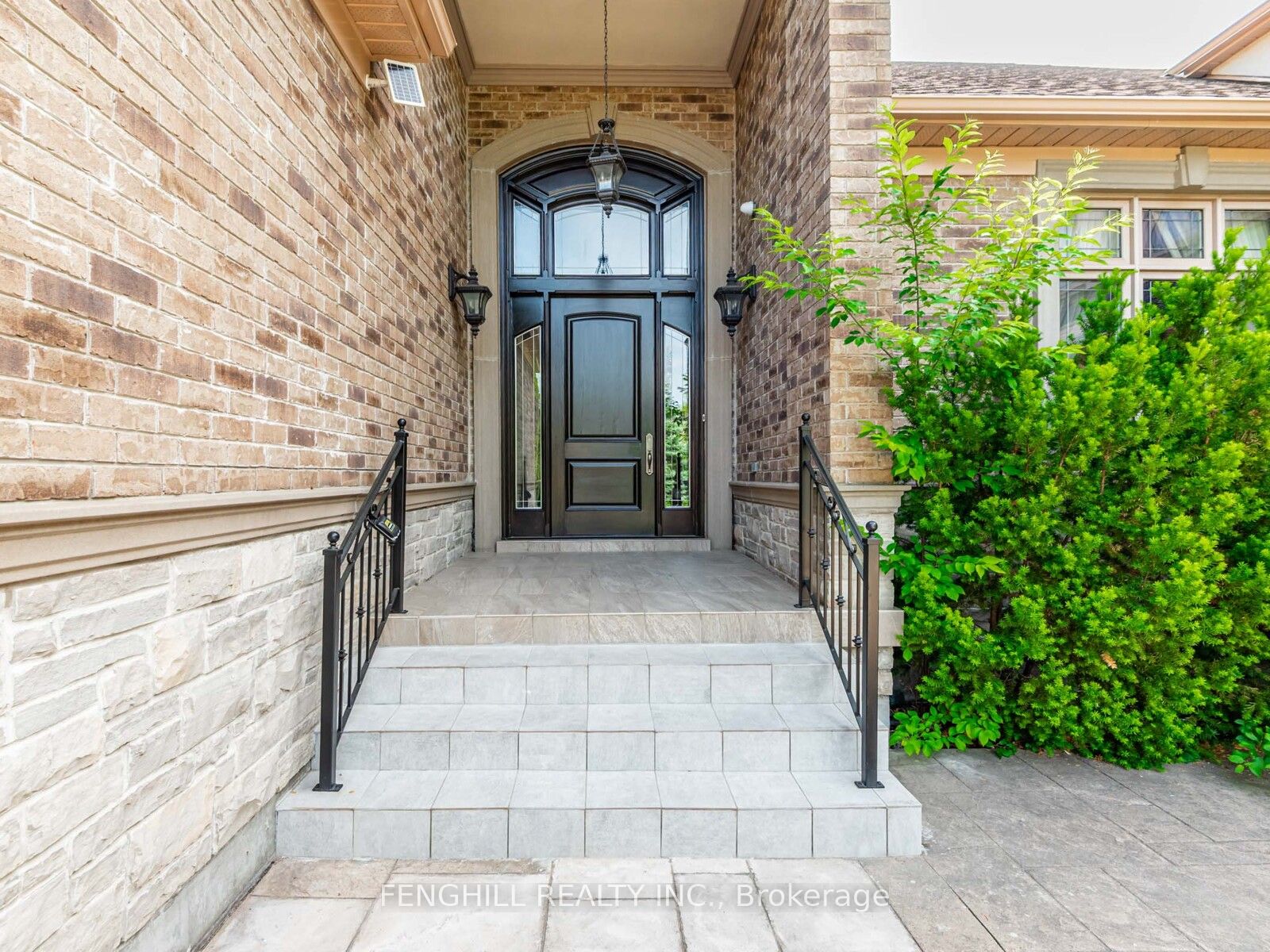 11 Macleod Estate Court