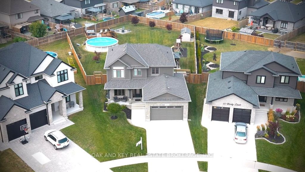 Photo of 25 Hardy Court, Lucan Biddulph, ON N0M 2J0 (MLS # X12660220)