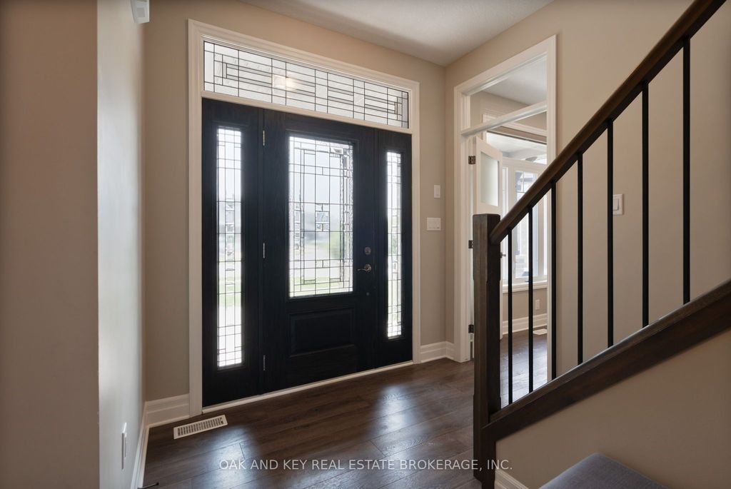 Photo of 25 Hardy Court, Lucan Biddulph, ON N0M 2J0 (MLS # X12660220)