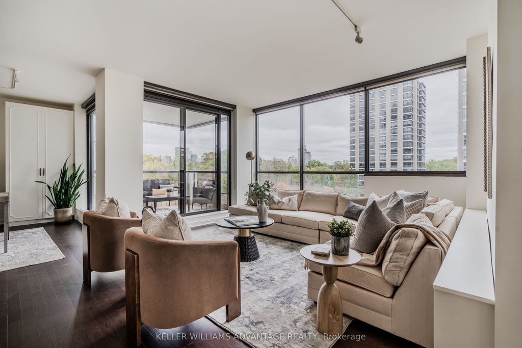Photo of 616 Avenue Road #401, Toronto, ON M4V 2K8 (MLS # C14095272)