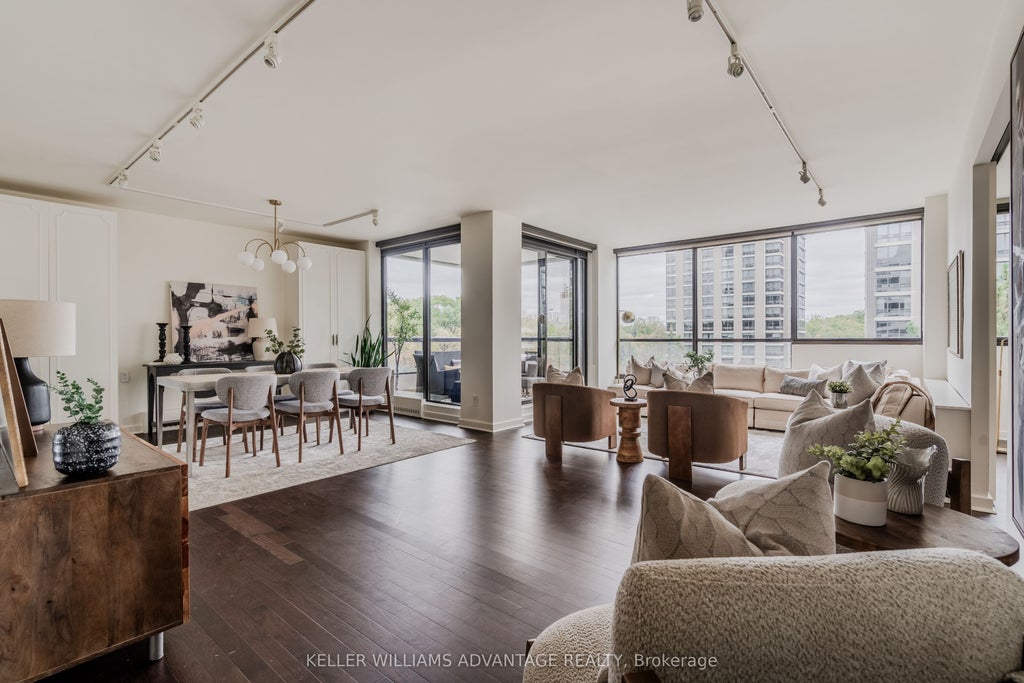 Photo of 616 Avenue Road #401, Toronto, ON M4V 2K8 (MLS # C14095272)