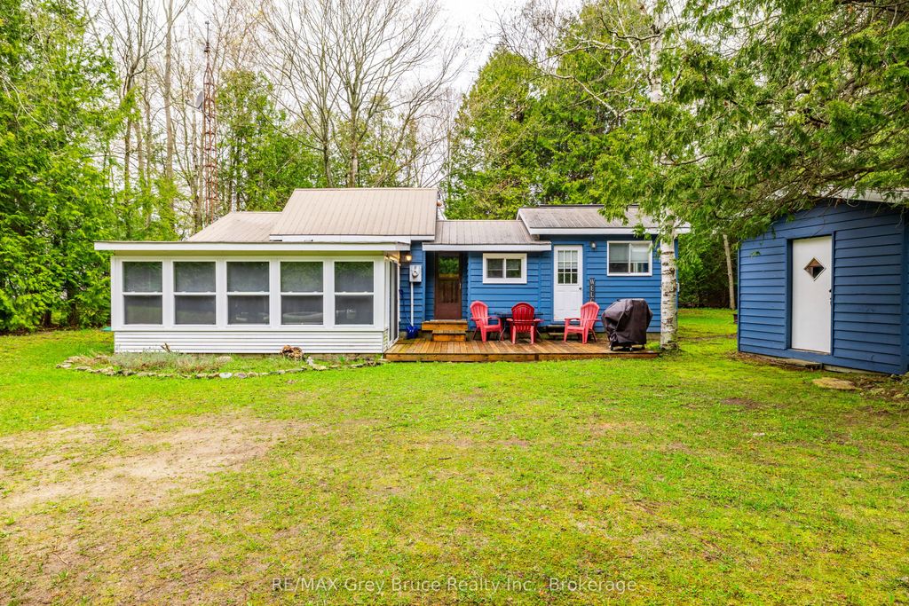 Photo of 39 Cardinal Avenue, South Bruce Peninsula, ON N0H 2T0 (MLS # X13131278)