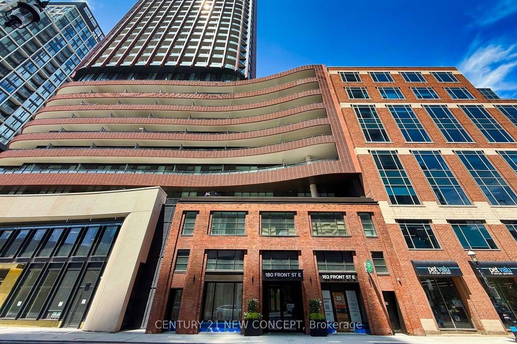 Photo of 180 Front Street E #3810, Toronto, ON M5A 0A9 (MLS # C13441512)