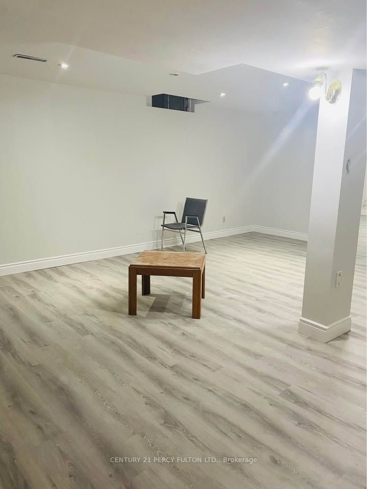 2801 Gulfstream Way