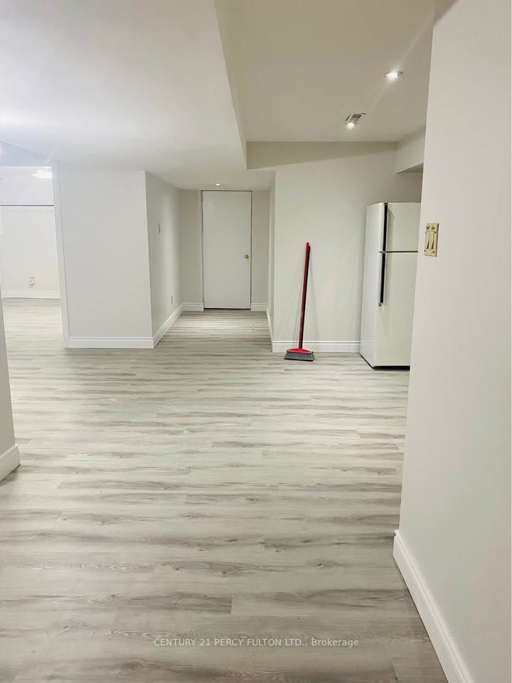 2801 Gulfstream Way