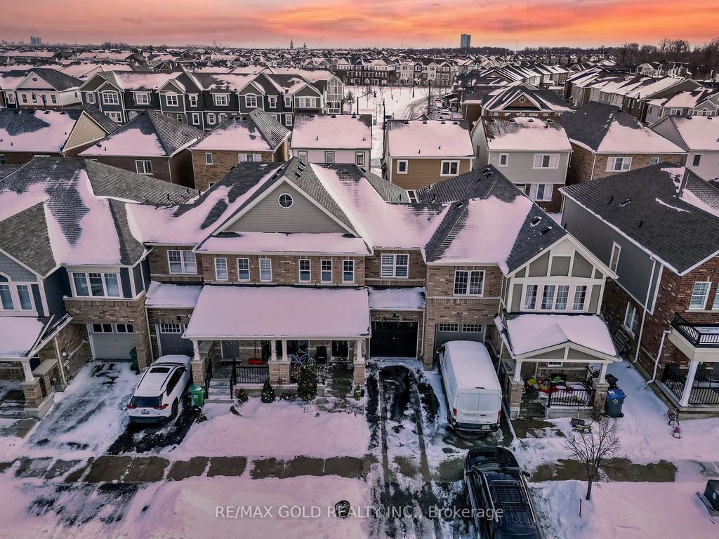 Photo of 19 Lothbury Drive, Brampton, ON L7A 4G7 (MLS # W12906160)