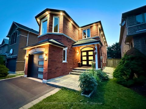 2029 Westmount Drive Oakville ON L6M 3P9