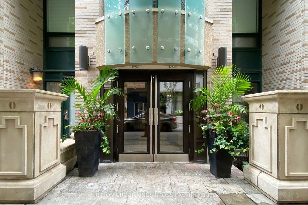 Photo of 35 Hayden Street S #1112, Toronto, ON M4Y 3C3 (MLS # C12921934)