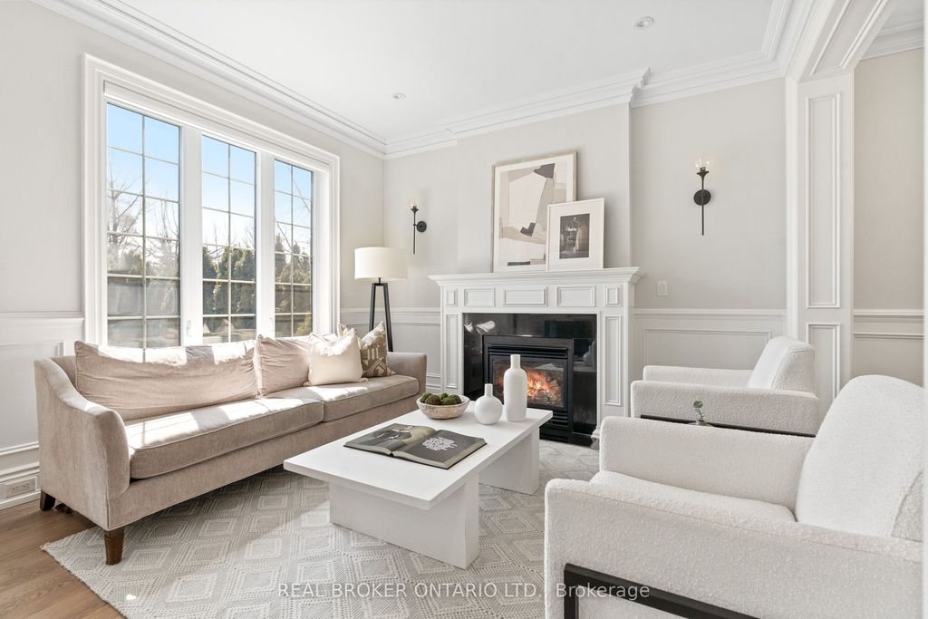 Photo of 40 Hilldowntree Road, Toronto, ON M9A 2Z8 (MLS # W12978730)
