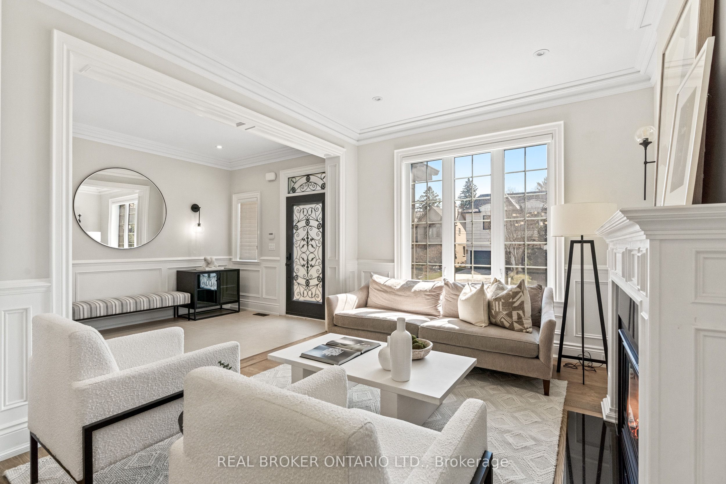 40 Hilldowntree Road