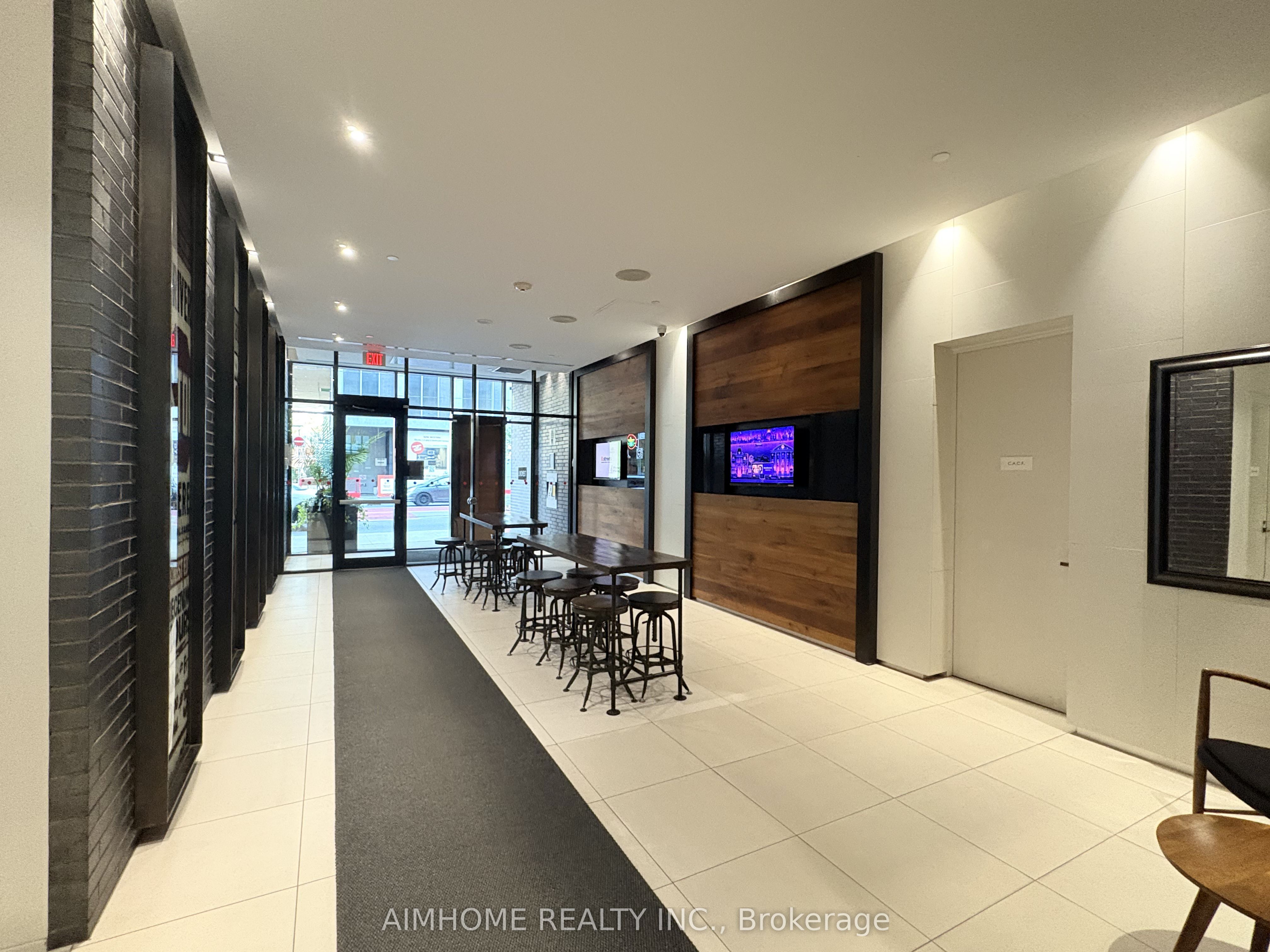 783 Bathurst Street 621