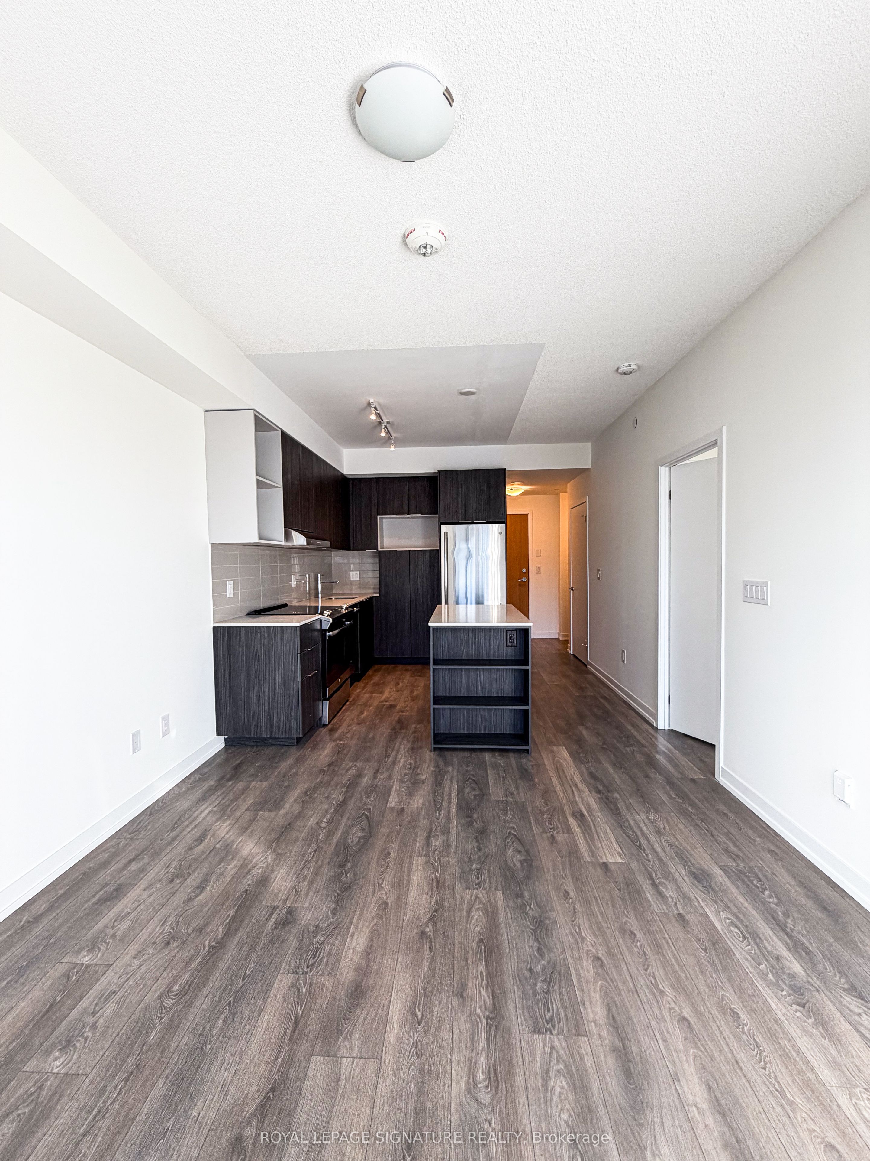 2520 Eglinton Avenue 1702