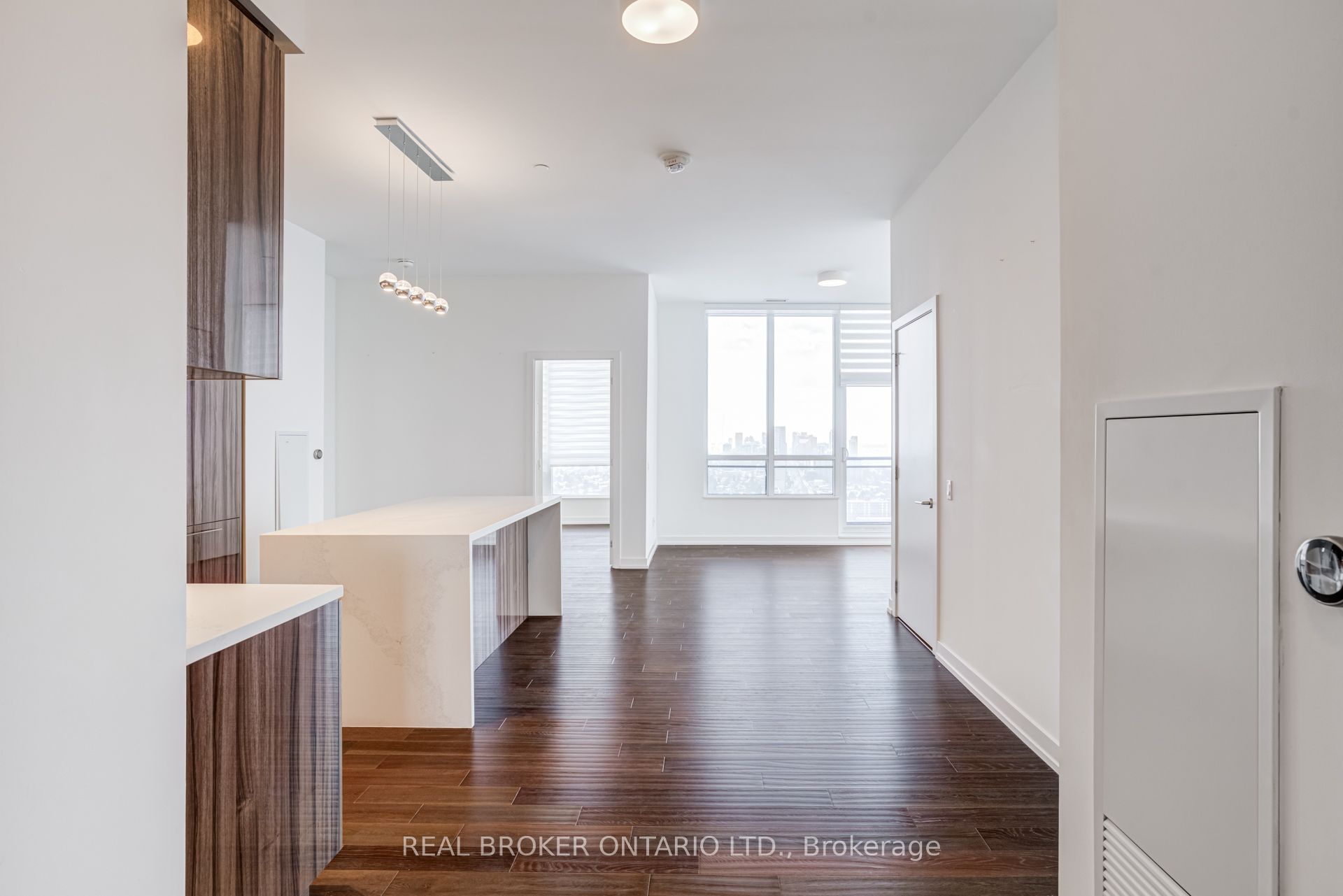 1 Grandview Avenue 3005