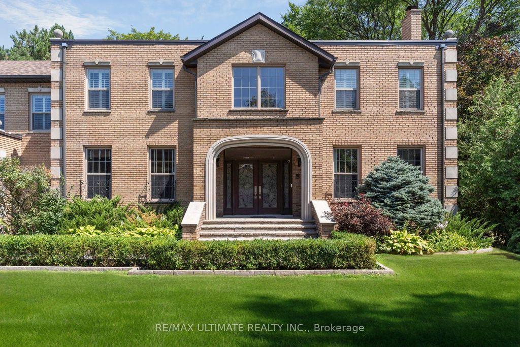 Photo of 1 Versailles Court, Toronto, ON M3B 2A8 (MLS # C12378749)