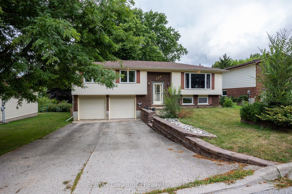 Photo of 260 8th A Avenue E, Owen Sound, ON N4K 6L2 (MLS # X12492576)