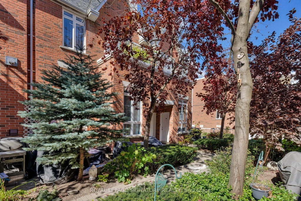 Photo of 12 Sudbury Street #1606, Toronto, ON M6J 3W7 (MLS # C13823940)