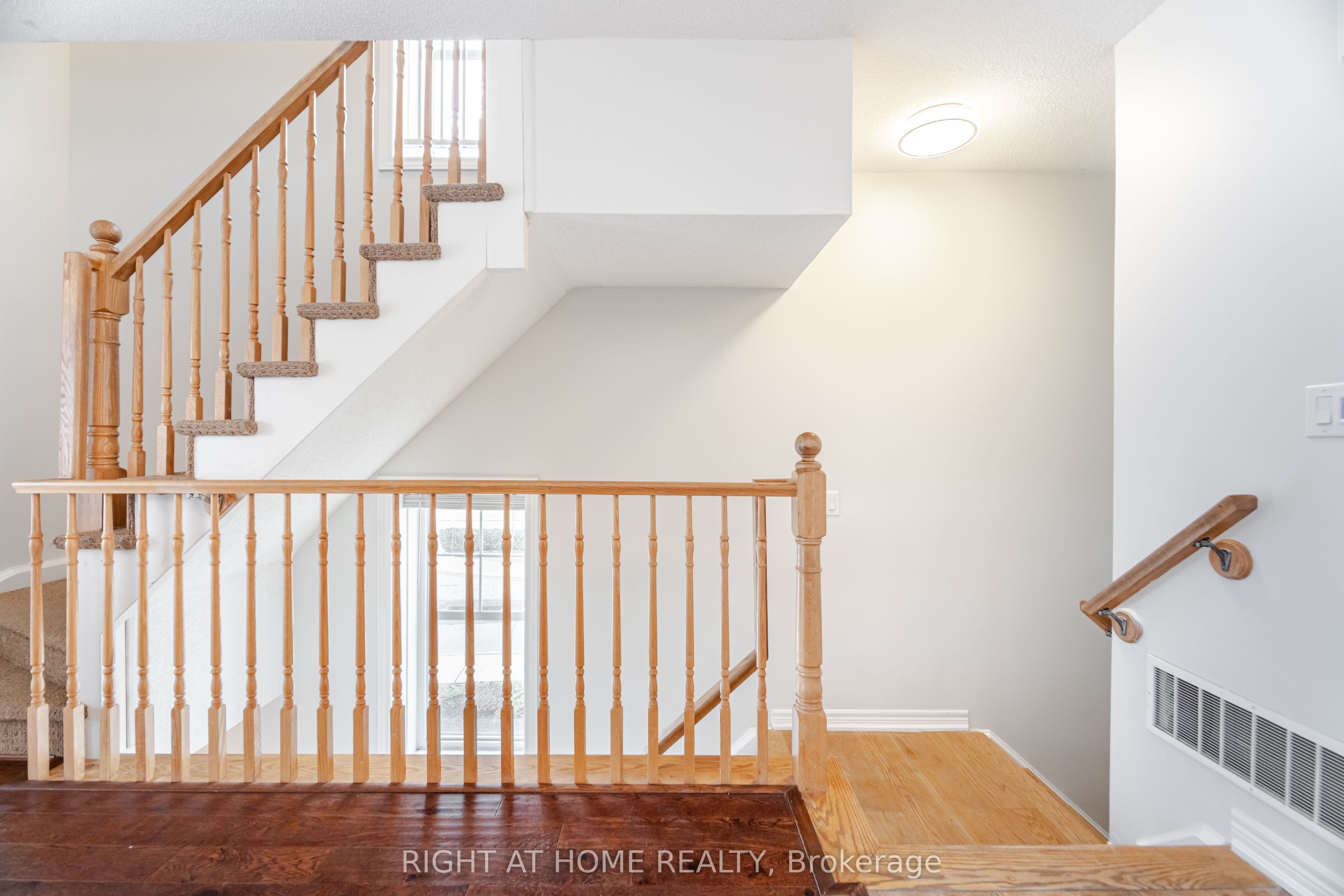 1380 Costigan Road 18