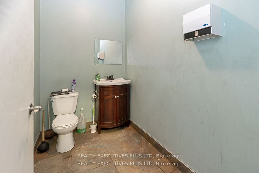 6921 Steeles Avenue W 5,6,7,9