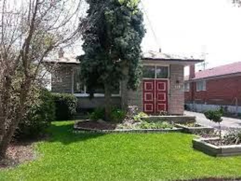 Photo of 39 Chancellor Drive, Toronto, ON M1G 2W4 (MLS # E12649676)